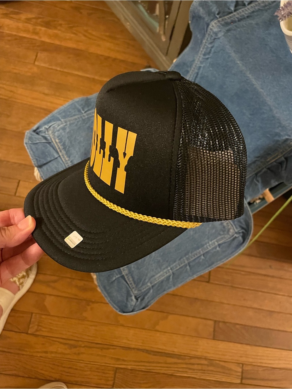 Black trucker’s Hat with Yellow 'DOLLY' Script and Rope - Picture 3 of 3